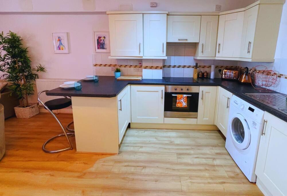 Bristol City Stays - 1 Bed - Pembroke Court Экстерьер фото